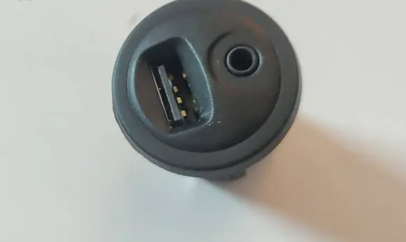 Citroen C4 II USB socket connector 9664785277
