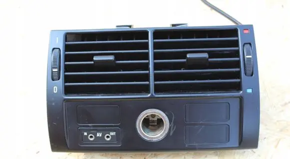 BMW X5 E53 Rear air vent grill 642284090818370910
