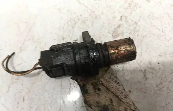 Camshaft position sensor