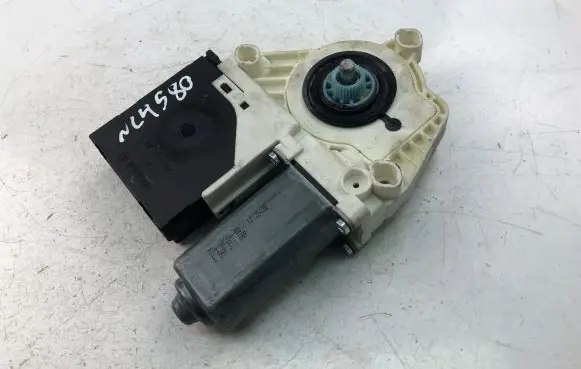 Seat Altea XL Front door window regulator motor 1T0959702G