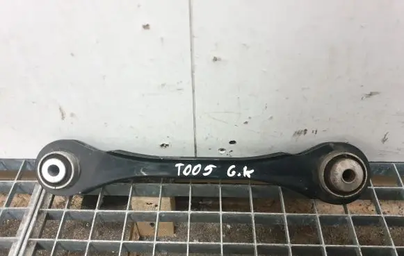 BMW 2 F22 F23 Rear upper control arm/wishbone