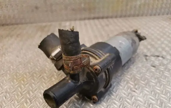 Mercedes-Benz E W210 Electric auxiliary coolant/water pump 0018353564