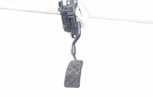 Audi A8 S8 D3 4E Accelerator throttle pedal 4E2723523B