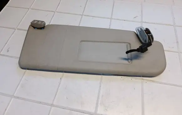 Volkswagen PASSAT B5.5 Sun visor