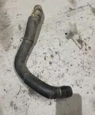 Mitsubishi Pajero Engine coolant pipe/hose