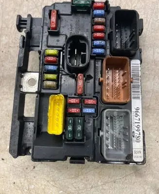 Hyundai i40 Fuse module 9667100780 9667199780