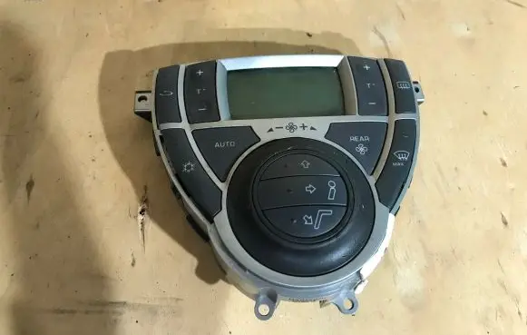 Citroen C8 Climate control unit 14874990YR A83000200 9140010393