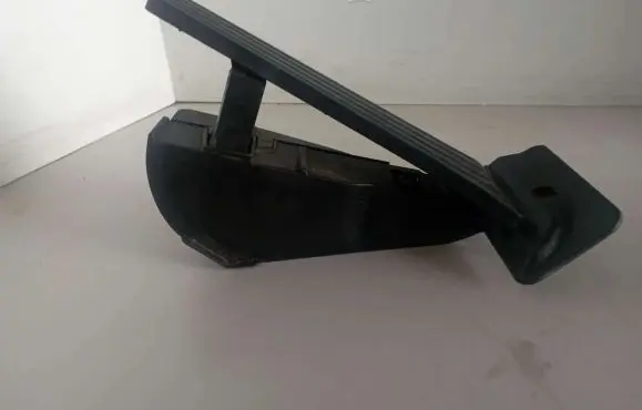 BMW X1 F48 F49 Accelerator throttle pedal