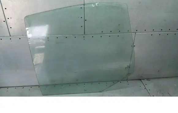 Volkswagen Bora Rear door window glass 