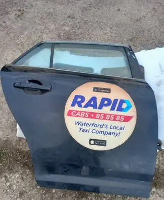 Toyota Avensis T270 Rear door 