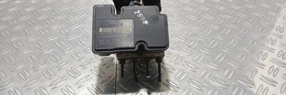 Volkswagen Caddy ABS Pump 2K0907379B 10097003123 00009496D1