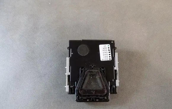 Windshield/windscreen camera
