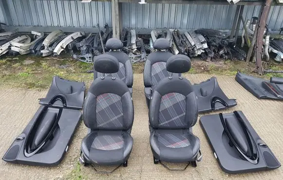 Mini One - Cooper Coupe R56 Interior set 