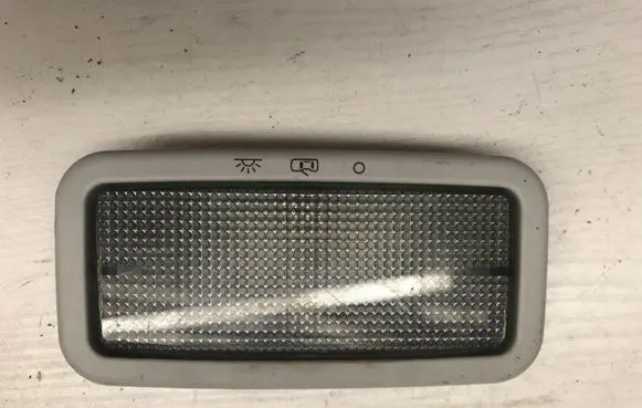 Volkswagen Polo III 6N 6N2 6NF Front seat light 6N0947105F