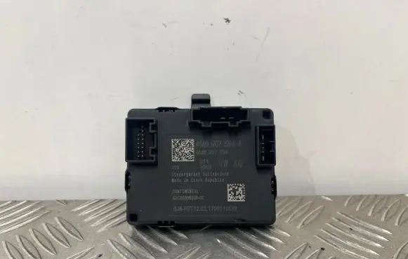 Audi A4 S4 B9 8W Sunroof control unit/module 4M0907594A 4M0907594