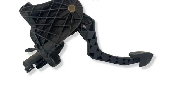 Volkswagen PASSAT B6 Clutch pedal 3C1721059AA