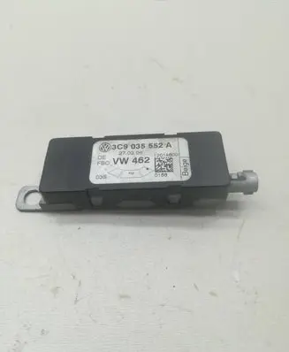 Volkswagen PASSAT B6 Antenna control unit 3C9035552A