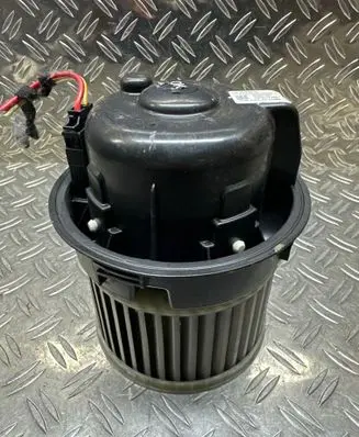 Peugeot 208 II Heater fan/blower 7015011001 A00959V01 202101171988