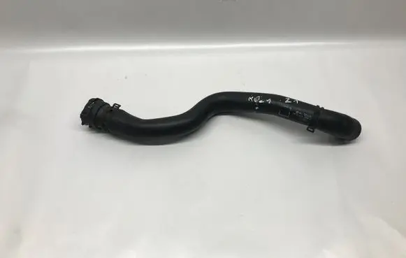 Audi A4 S4 B9 8W Engine coolant pipe/hose 8W0122101