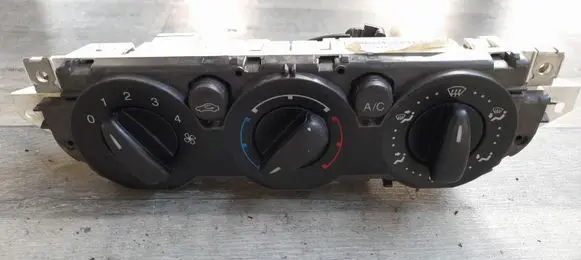 Ford Focus Other switches/knobs/shifts 3M5T19980AD