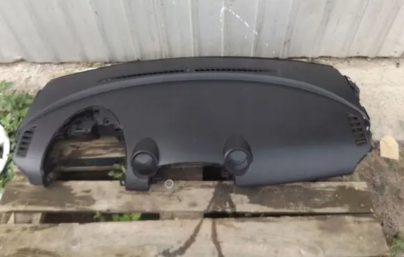 Mazda 2 Dashboard