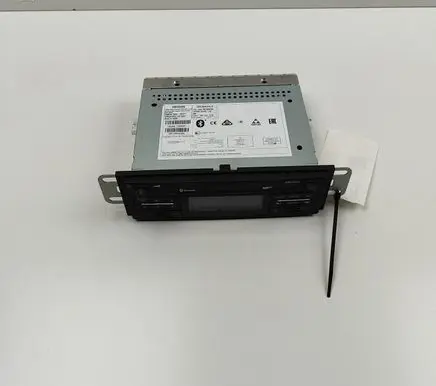 Opel Movano C Radio/CD/DVD/GPS head unit 281152370R