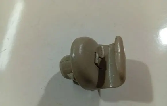 Nissan Note (E11) Sun visor clip/hook/bracket 