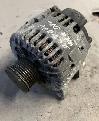Fiat Scudo Generator/alternator 9646321780 2543526A TG15C118