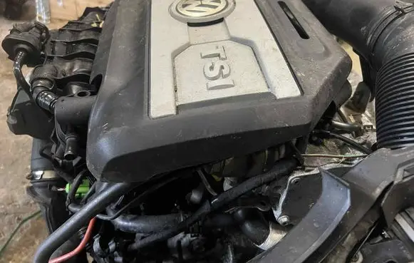 Volkswagen Golf VI Engine RR4