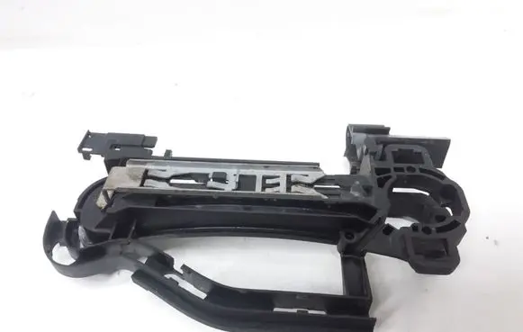 Audi A6 S6 C6 4F Front door exterior handle/bracket 4F0837886