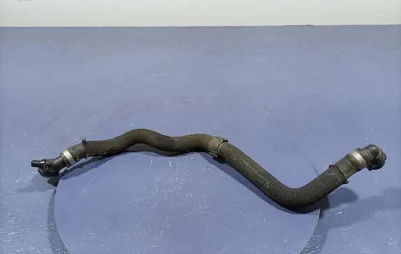 Audi A4 S4 B7 8E 8H Engine coolant pipe/hose 7938798
