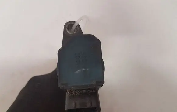 Toyota RAV 4 (XA20) High voltage ignition coil 9091902243