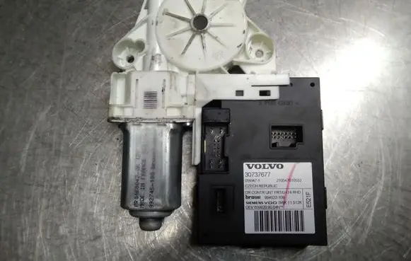Volvo S40 Front door window regulator motor 30737677 994522108