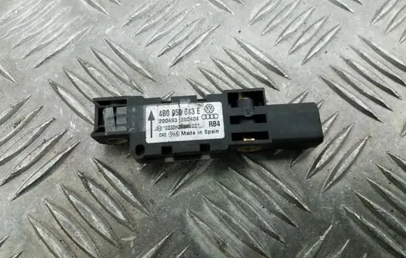 Audi A6 S6 C5 4B Airbag deployment crash/impact sensor 4B0959643E