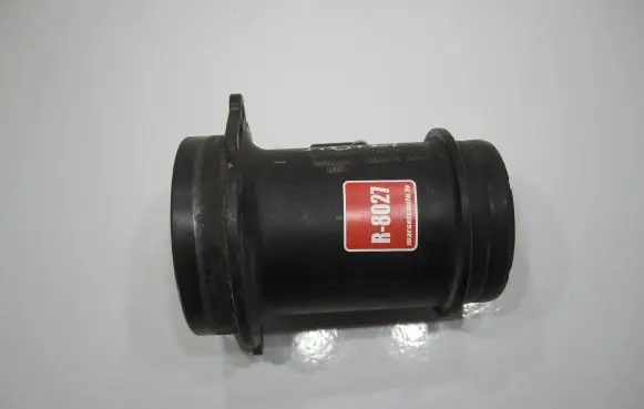 Audi A6 S6 C5 4B Mass air flow meter 06C133471A