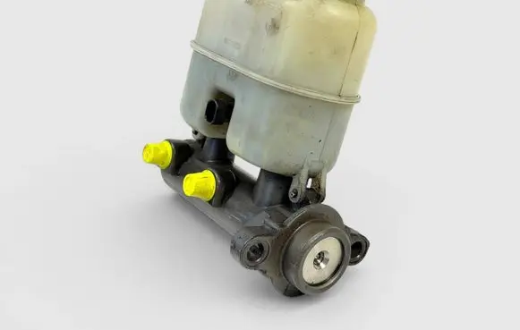 Chevrolet Tahoe Master brake cylinder 