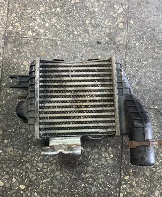 Hyundai Tucson JM Intercooler radiator 282702725x