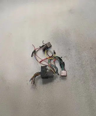 BMW 5 E34 EUR ISO radio connector 