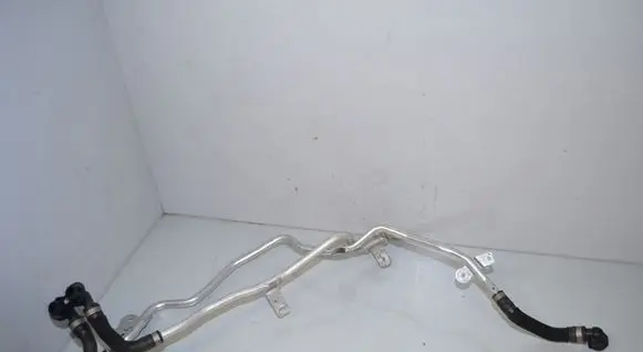 Air conditioning (A/C) pipe/hose