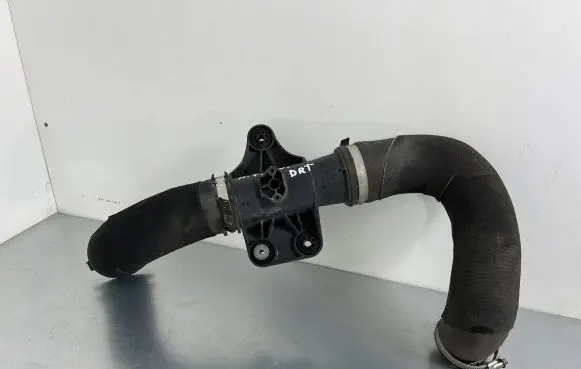 Audi A7 S7 4G Intercooler hose/pipe 4G0145673R 4G0145737R