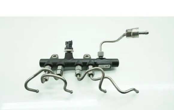 Renault Captur Fuel main line pipe H8201157327