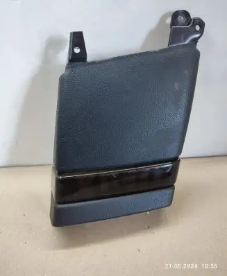 BMW 5 GT F07 (B) pillar trim (bottom) 1751601