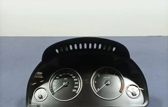 BMW X3 F25 Speedometer (instrument cluster) 9339895