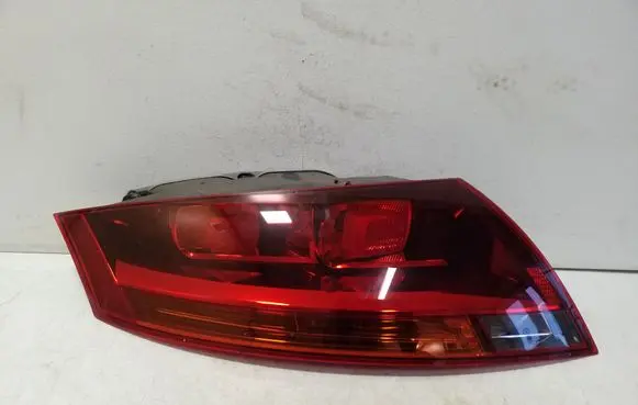 Audi TT TTS Mk2 Rear/tail lights 8J0945095C