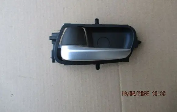 Toyota Aygo AB10 Front door interior handle 69274K0040