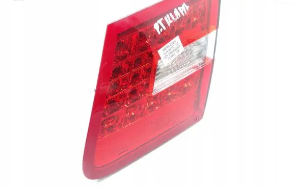 Mercedes-Benz E C207 W207 Tailgate rear/tail lights A2078200464