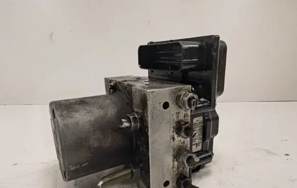 BMW 5 E60 E61 ABS Pump 6766300 34516766300