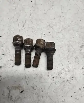Nuts/bolts