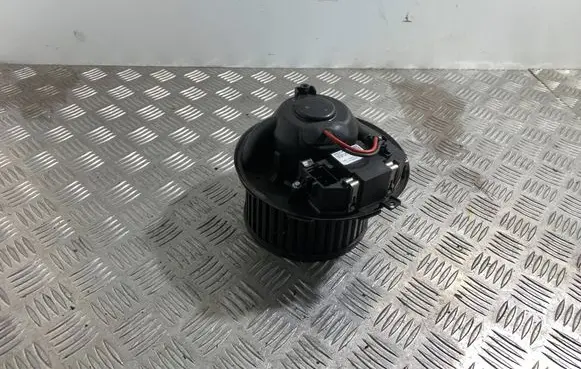 Skoda Octavia Mk2 (1Z) Heater fan/blower 1K1820015G