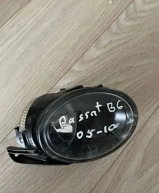Volkswagen PASSAT B6 Front fog light 27129300LI